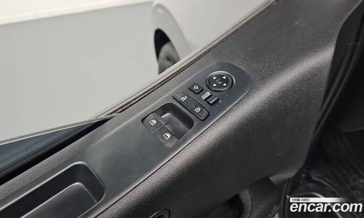 Hyundai Staria 2023 2.2 Автомат в Москве № 110408, фото 17