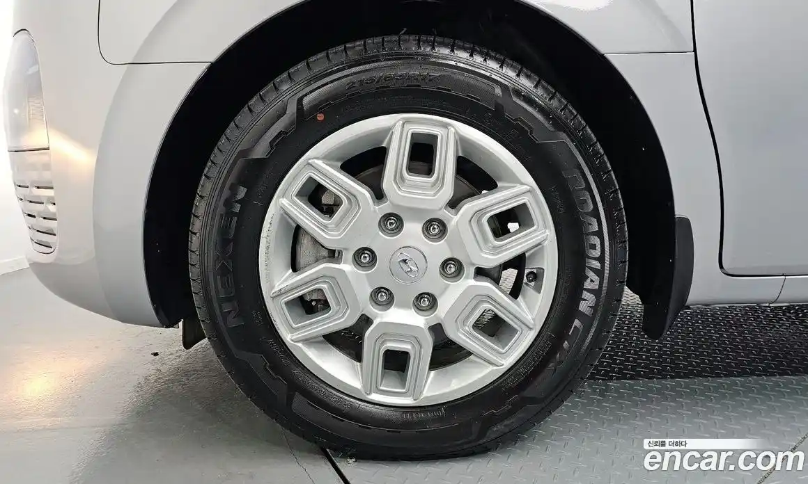 Hyundai Staria 2023 2.2 Автомат в Москве № 110408, фото 6