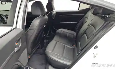 Hyundai Avante 2018 1.6 Автомат в Москве № 112514, миниатюра 12