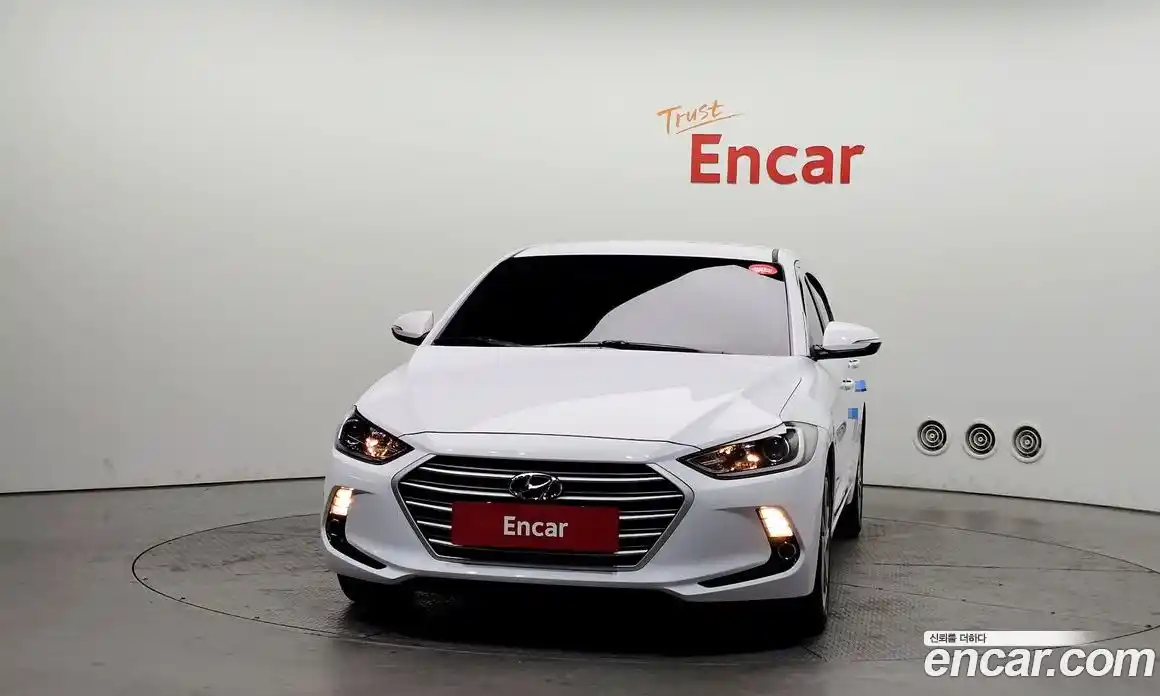 Hyundai Avante 2018 1.6 Автомат в Москве № 112514, фото 14