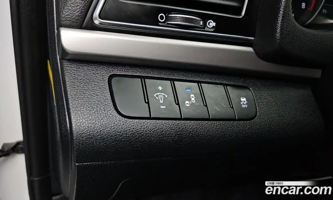 Hyundai Avante 2018 1.6 Автомат в Москве № 112514, фото 18