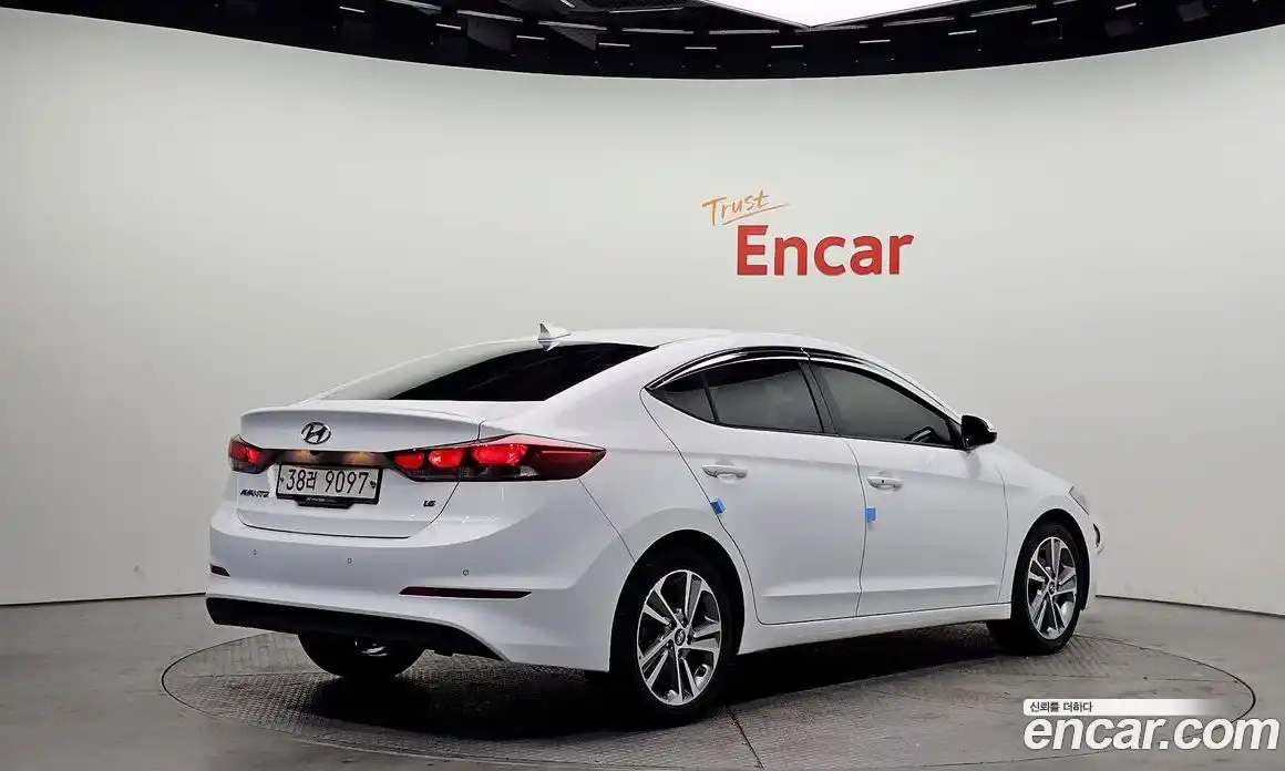 Hyundai Avante 2018 1.6 Автомат в Москве № 112514, фото 19