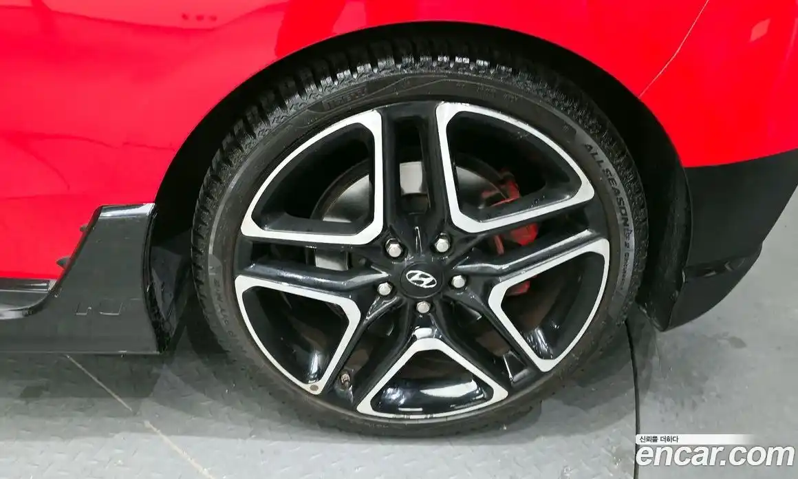 Hyundai Veloster 2023 2.0 Автомат в Москве № 113246, фото 3