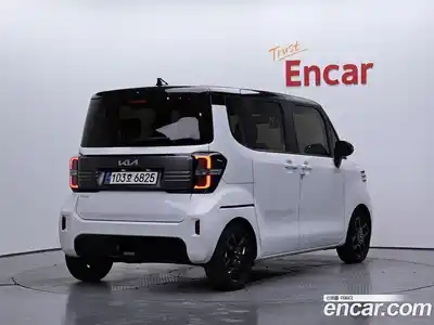 Kia Ray 2023 1.0 Автомат в Москве № 114624, миниатюра 2