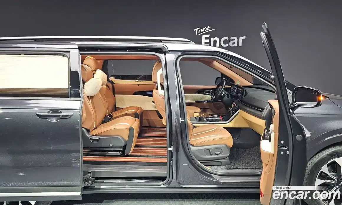 Kia Canival 2023 2.2 Автомат в Москве № 12018, фото 14