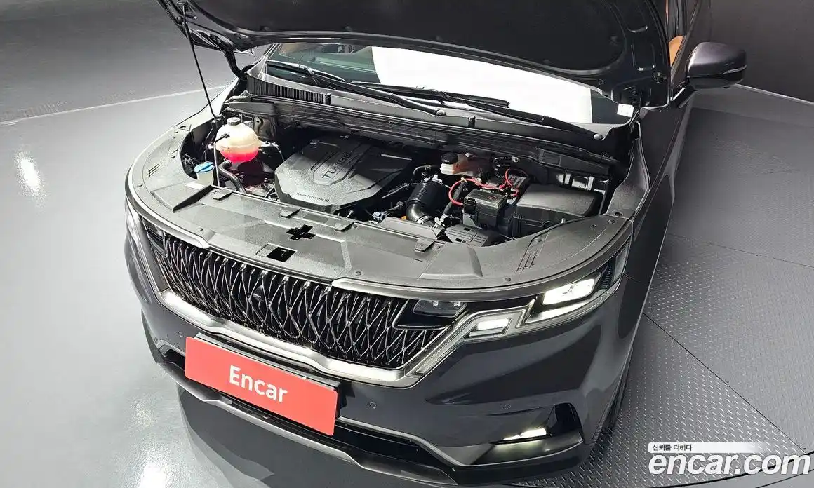 Kia Canival 2023 2.2 Автомат в Москве № 12018, фото 15