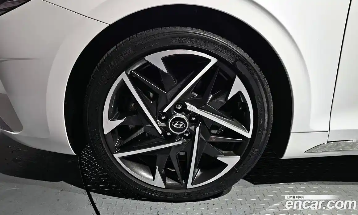 Hyundai Grandeur 2023 3.3 Автомат в Москве № 123156, фото 11