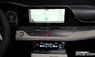 Hyundai Grandeur 2023 3.3 Автомат в Москве № 123156, миниатюра 5