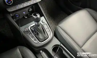 Hyundai Kona 2023 1.6 Автомат в Москве № 124494, миниатюра 6