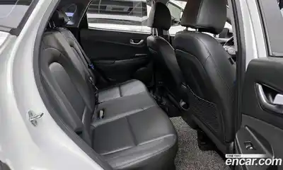 Hyundai Kona 2023 1.6 Автомат в Москве № 124494, миниатюра 10