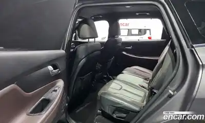 Hyundai Santa Fe 2021 2.5 Автомат в Москве № 127833, миниатюра 3