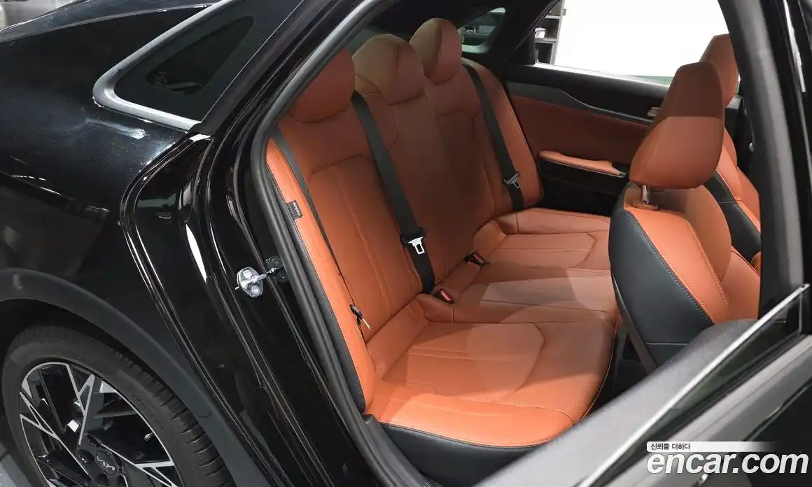 Kia K5 2026 2.0 Автомат в Москве № 127897, фото 3