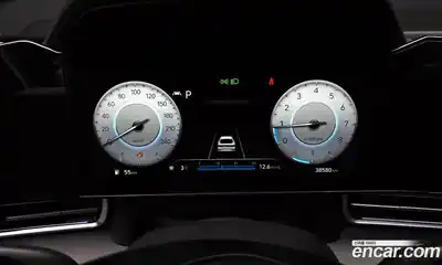 Hyundai Avante 2023 1.6 Автомат в Москве № 128219, миниатюра 4