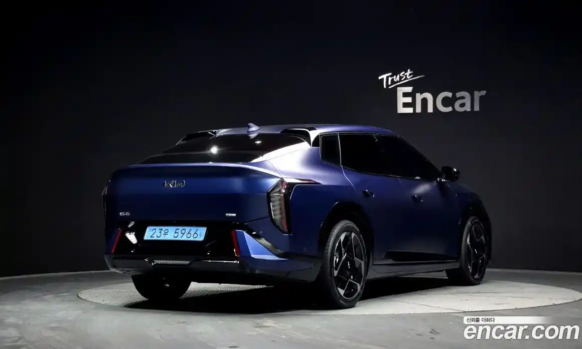 Kia EV4 2026 0.2 Автомат в Москве № 128275, фото 10