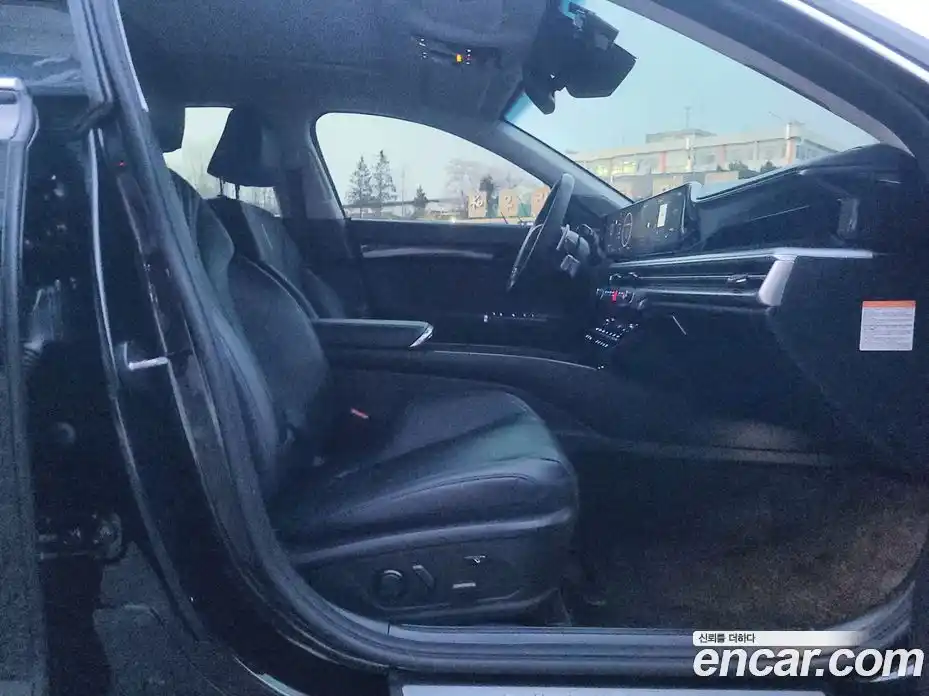 Hyundai Grandeur 2023 1.6 Автомат в Москве № 130783, фото 15