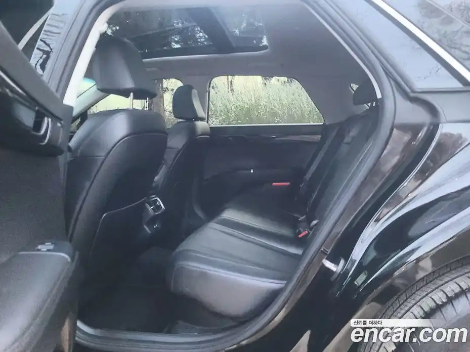 Hyundai Grandeur 2023 1.6 Автомат в Москве № 130783, фото 16