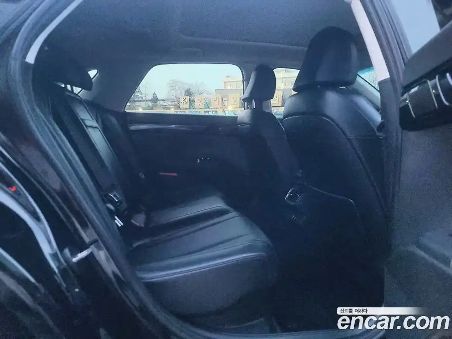 Hyundai Grandeur 2023 1.6 Автомат в Москве № 130783, фото 17