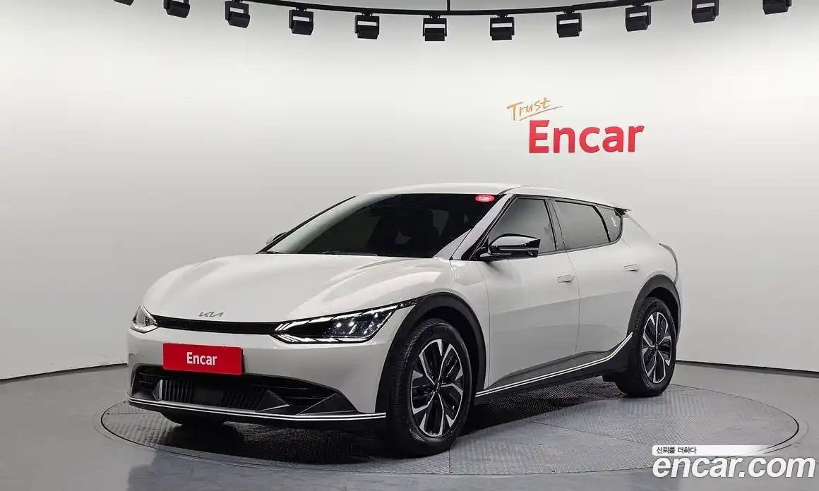 Kia EV6 2022 0.1 Автомат в Москве № 133924, фото 4