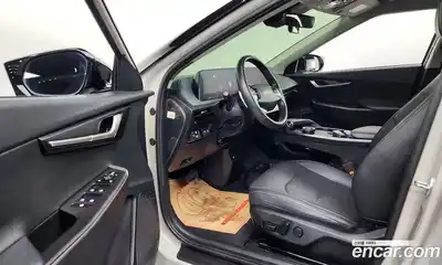 Kia EV6 2022 0.1 Автомат в Москве № 133924, миниатюра 7