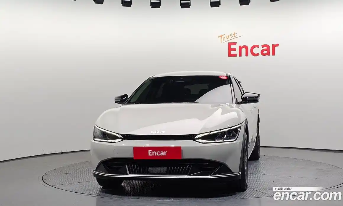 Kia EV6 2022 0.1 Автомат в Москве № 133924, фото 8