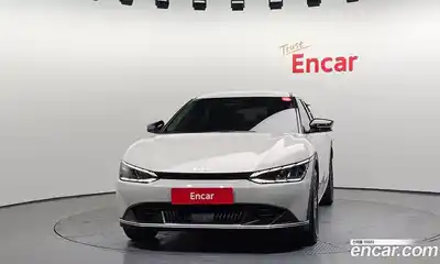 Kia EV6 2022 0.1 Автомат в Москве № 133924, миниатюра 8