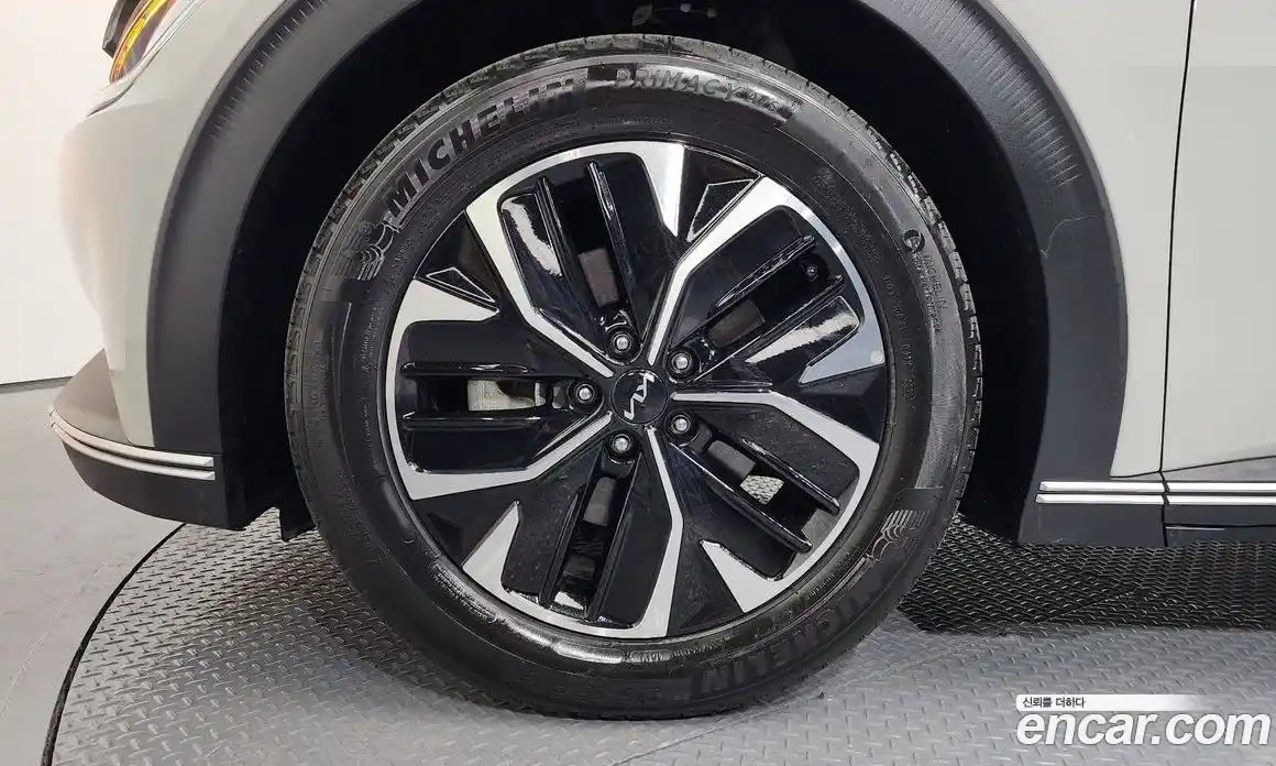 Kia EV6 2022 0.1 Автомат в Москве № 133924, фото 9