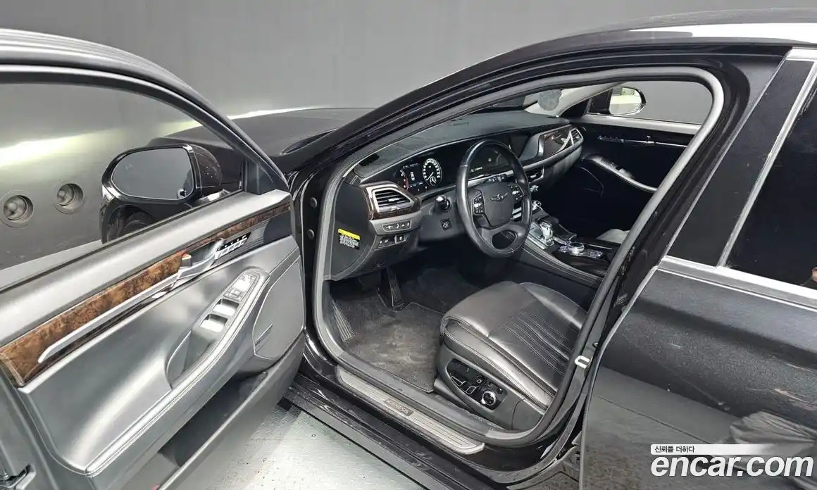 Genesis G90 2019 3.8 Автомат в Москве № 135782, фото 19