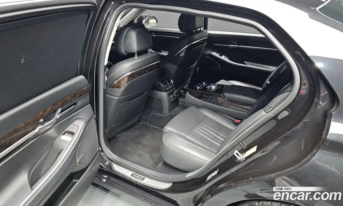 Genesis G90 2019 3.8 Автомат в Москве № 135782, фото 10