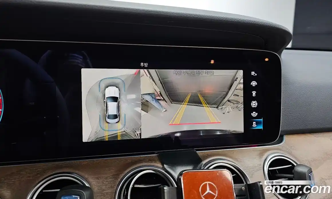 Mercedes-Benz E-Class 2022 2.0 Автомат в Москве № 136330, фото 11