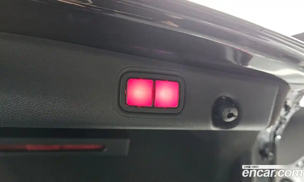 Mercedes-Benz E-Class 2022 2.0 Автомат в Москве № 136330, фото 20