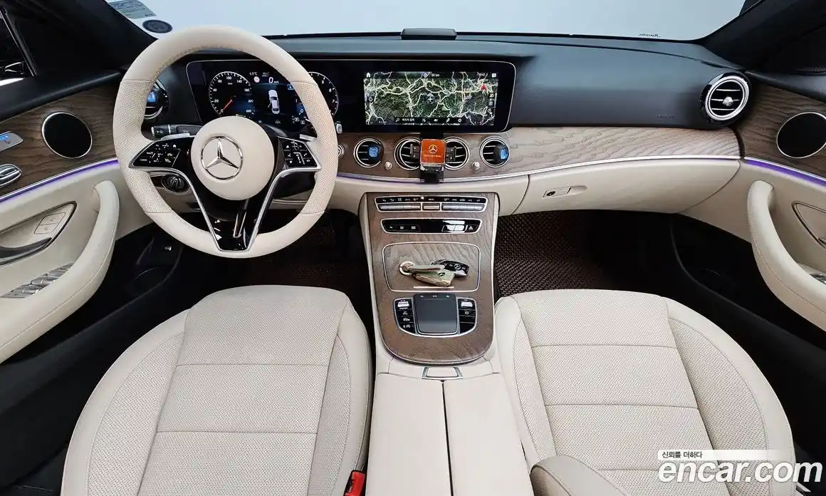 Mercedes-Benz E-Class 2022 2.0 Автомат в Москве № 136330, фото 5