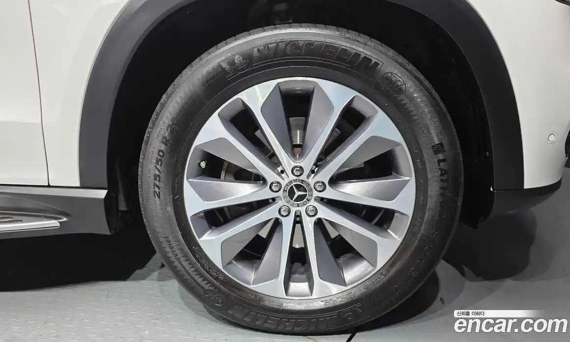 Mercedes-Benz GLE-Class 2022 2.0 Автомат в Москве № 141252, фото 1