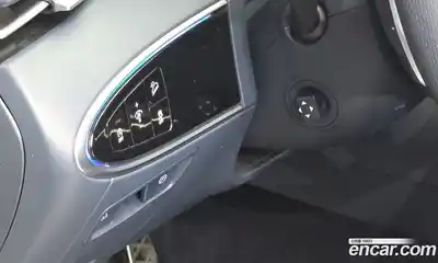 Genesis GV70 2023 2.5 Автомат в Москве № 14789, миниатюра 2