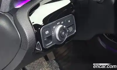 Mercedes-Benz A-Class 2021 2.0 Автомат в Москве № 148366, миниатюра 2