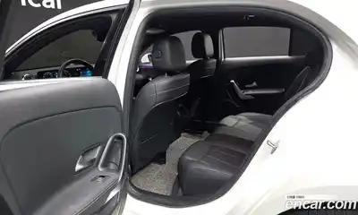 Mercedes-Benz A-Class 2021 2.0 Автомат в Москве № 148366, миниатюра 6