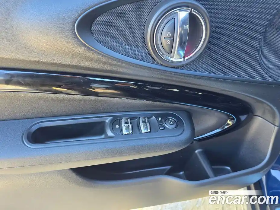 Mini Clubman 2019 1.5 Автомат в Москве № 149412, фото 17