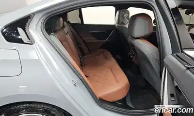 BMW 5-Series 2025 2.0 Автомат в Москве № 153440, миниатюра 12