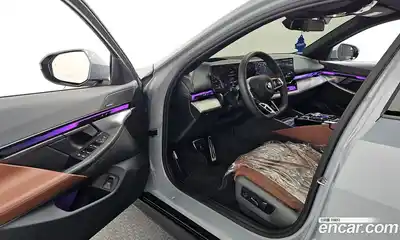 BMW 5-Series 2025 2.0 Автомат в Москве № 153440, миниатюра 10