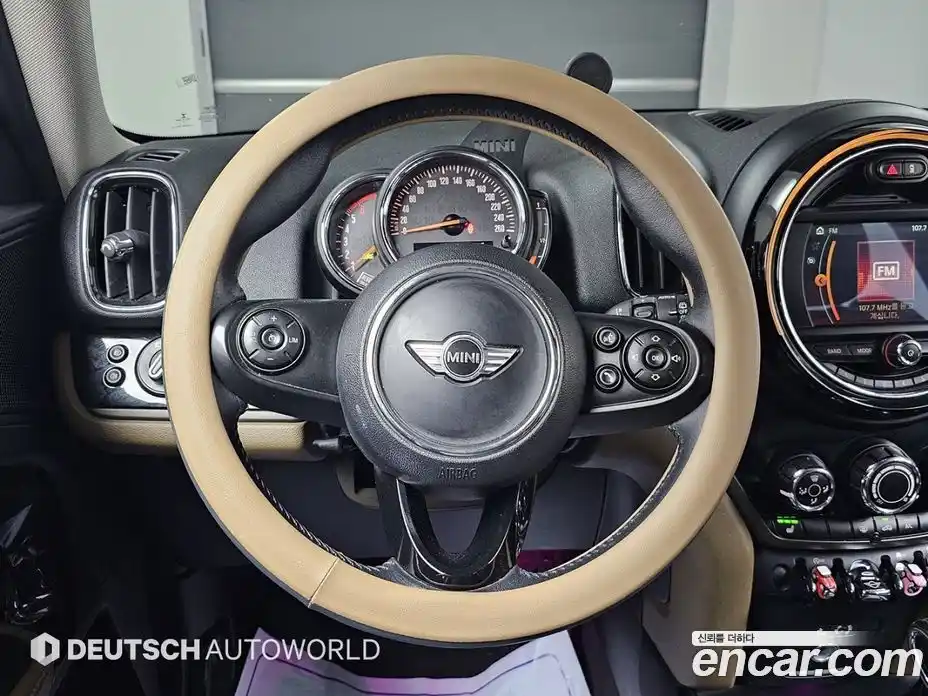 Mini Countryman 2018 2.0 Автомат в Москве № 154316, фото 13