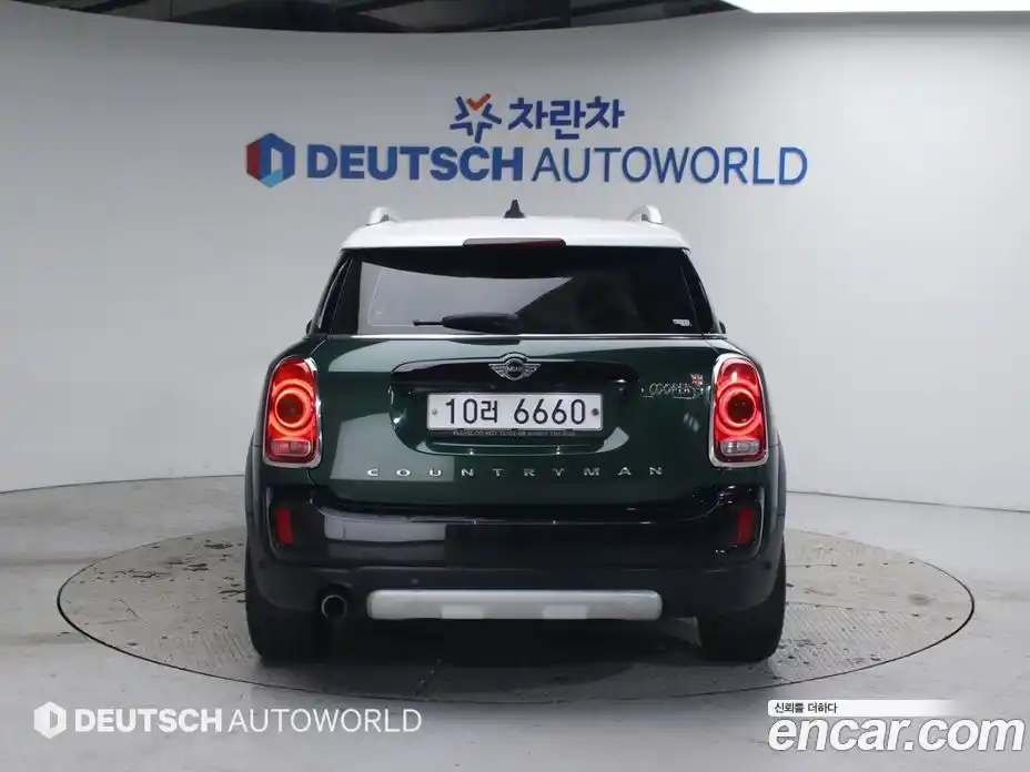 Mini Countryman 2018 2.0 Автомат в Москве № 154316, фото 4