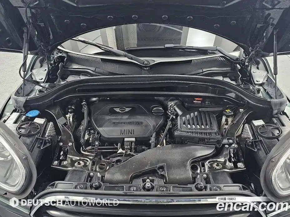 Mini Countryman 2018 2.0 Автомат в Москве № 154316, фото 6