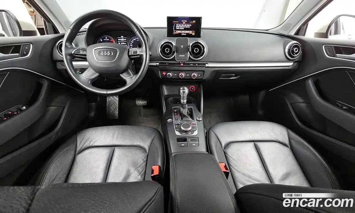 Audi A3 2015 1.6 Автомат в Москве № 154658, фото 20
