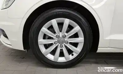 Audi A3 2015 1.6 Автомат в Москве № 154658, миниатюра 4