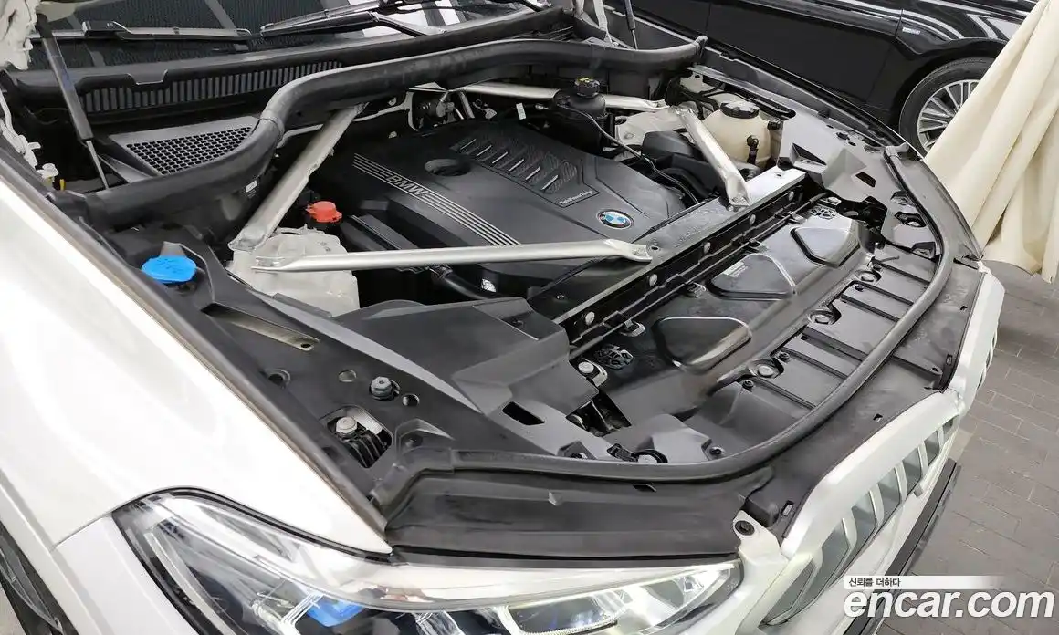 BMW X6 2023 3.0 Автомат в Москве № 157318, фото 9