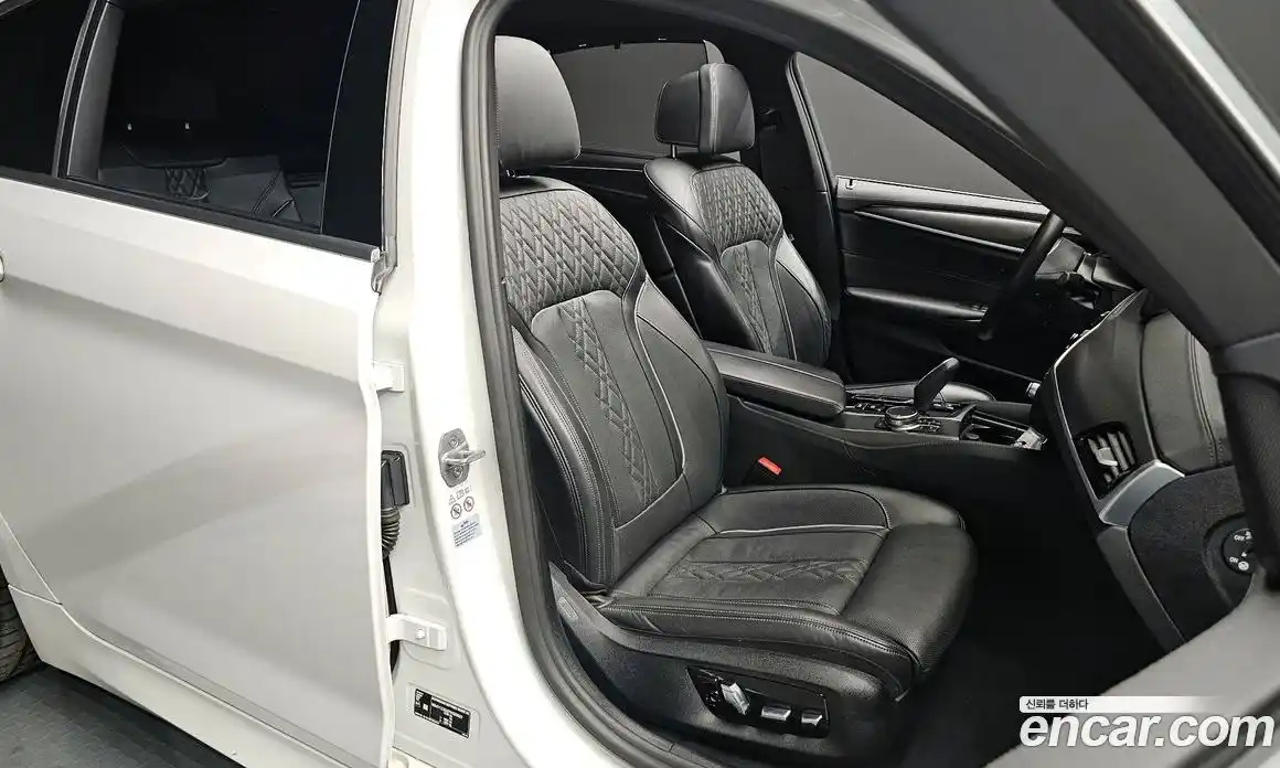 BMW 5-Series 2023 2.0 Автомат в Москве № 158938, фото 12