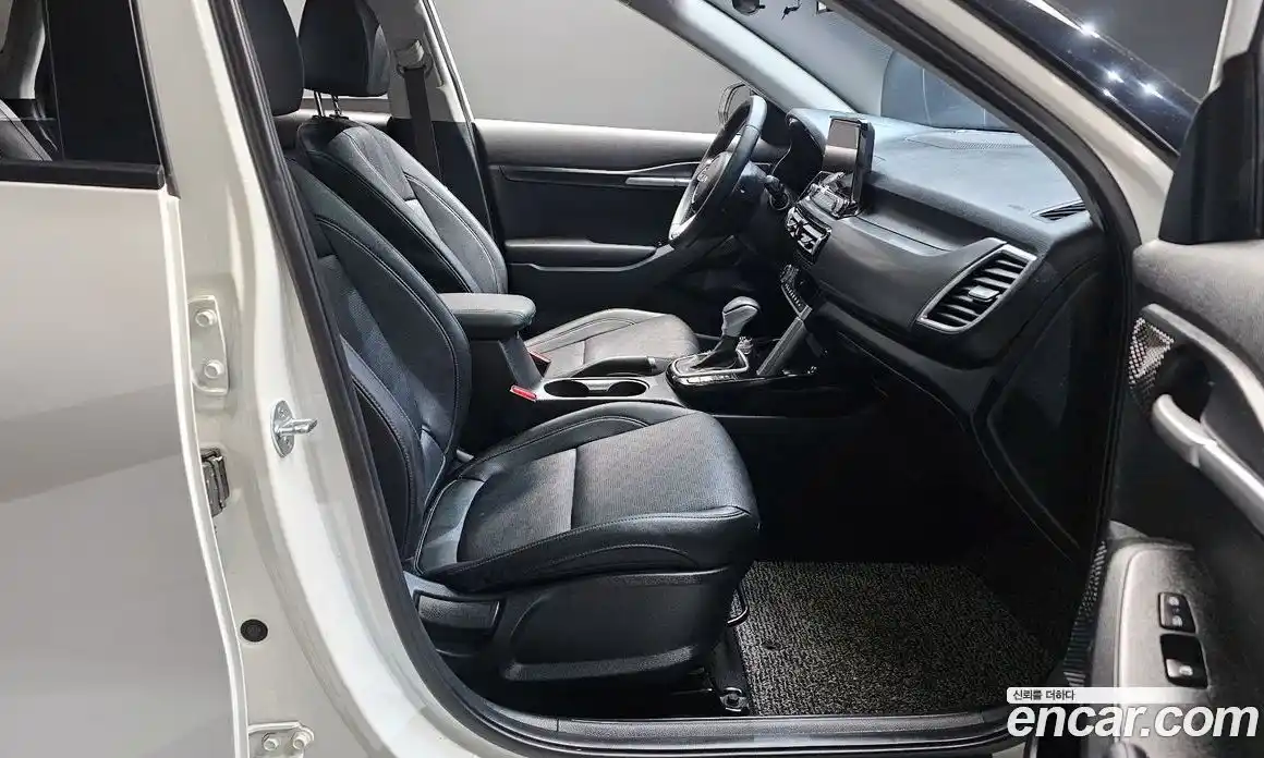 Kia Seltos 2022 1.6 Автомат в Москве № 15939, фото 13