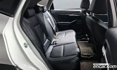 Kia Seltos 2022 1.6 Автомат в Москве № 15939, миниатюра 4