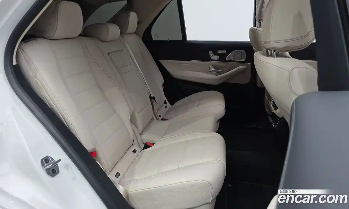 Mercedes-Benz GLE-Class 2025 3.0 Автомат в Москве № 160259, фото 17