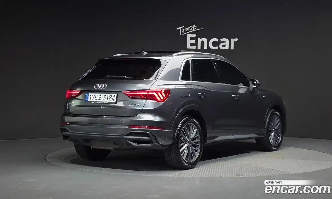 Audi Q3 2023 2.0 Автомат в Москве № 160347, фото 12