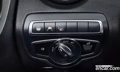 Mercedes-Benz C-Class 2023 2.0 Автомат в Москве № 160447, миниатюра 2